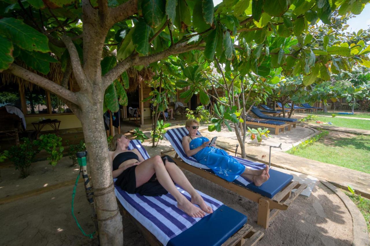 Blue Waters Hotel อารูกัมเบย์ ภายนอก รูปภาพ