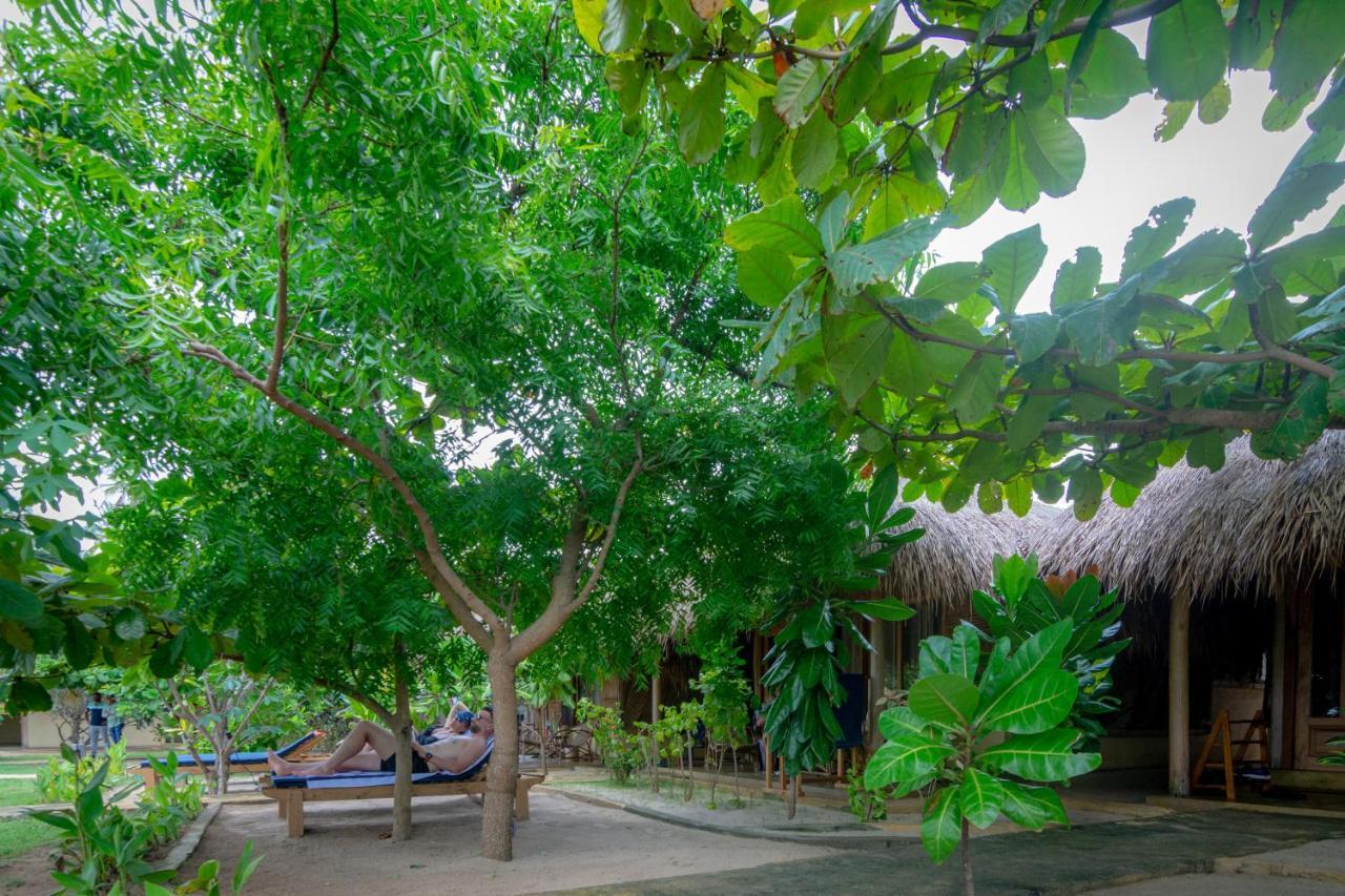 Blue Waters Hotel อารูกัมเบย์ ภายนอก รูปภาพ