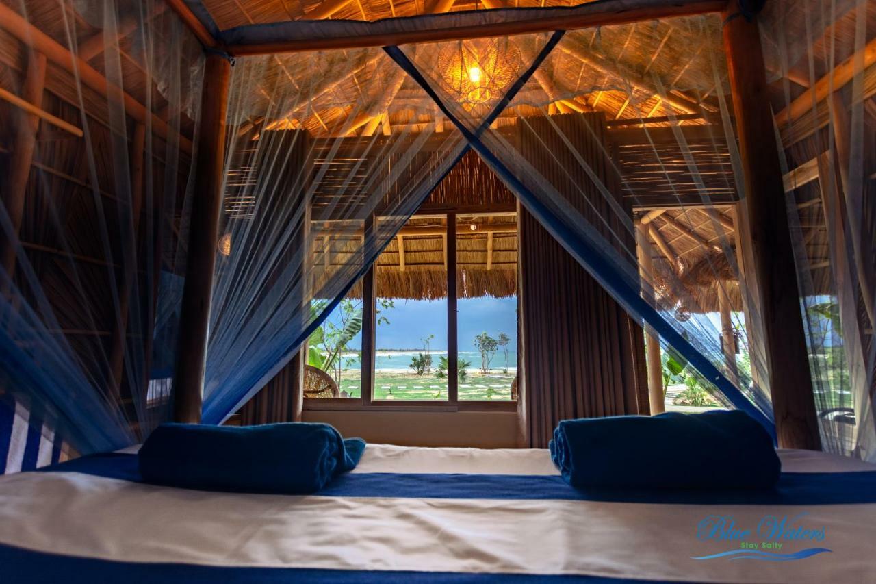 Blue Waters Hotel อารูกัมเบย์ ภายนอก รูปภาพ