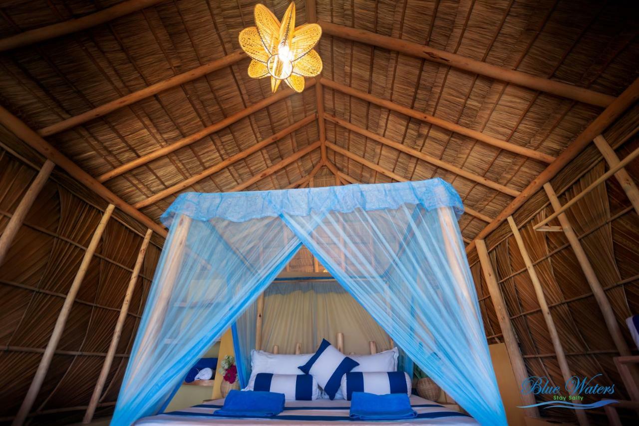 Blue Waters Hotel อารูกัมเบย์ ภายนอก รูปภาพ