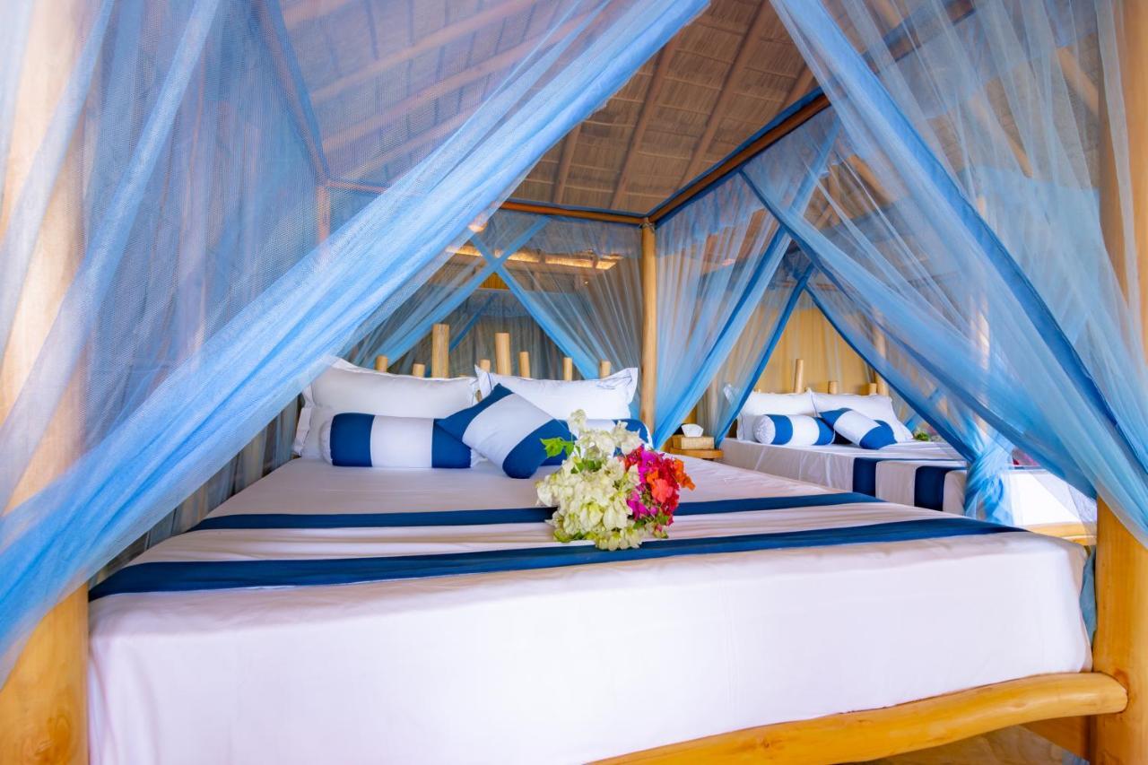 Blue Waters Hotel อารูกัมเบย์ ภายนอก รูปภาพ